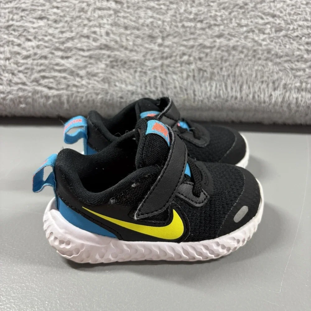 Nike Revolution Sneakers Toddler 5C Bundle Lot of 2 Blue Black